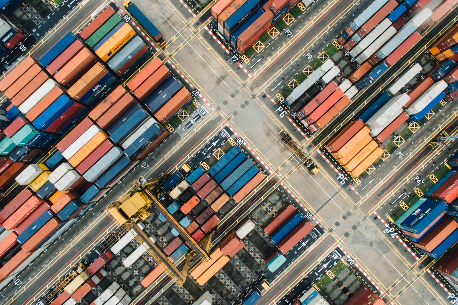 EDI Integration in Logistics: X12, EDIFACT and APIs in 2026